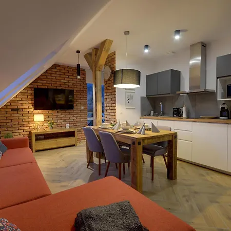 Apartament Trevilles Apartament 777 M Npm