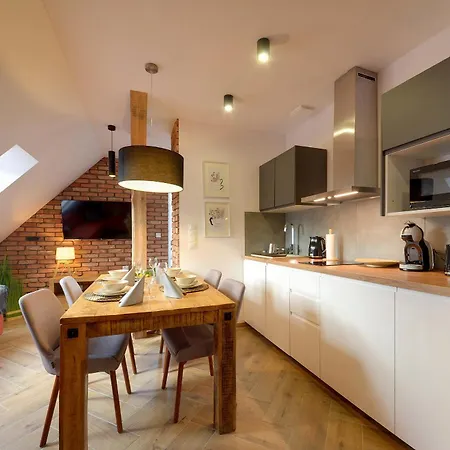 Trevilles Apartament 777 M Npm *